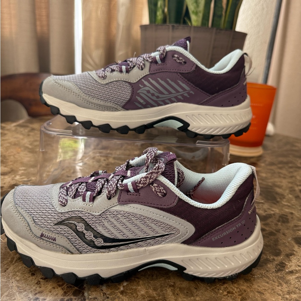 Saucony Women's Sneakers - Purple and gray Size 6.5 - Picture 3 of 7